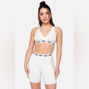 NWOT YITTY Fabletics Ivory White Major Label Shaping High Waist Logo Short (XL)